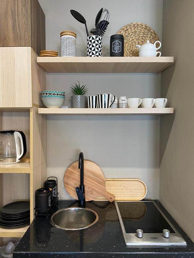 Qerret Boutique Studio Apartment Golem  Buitenkant foto