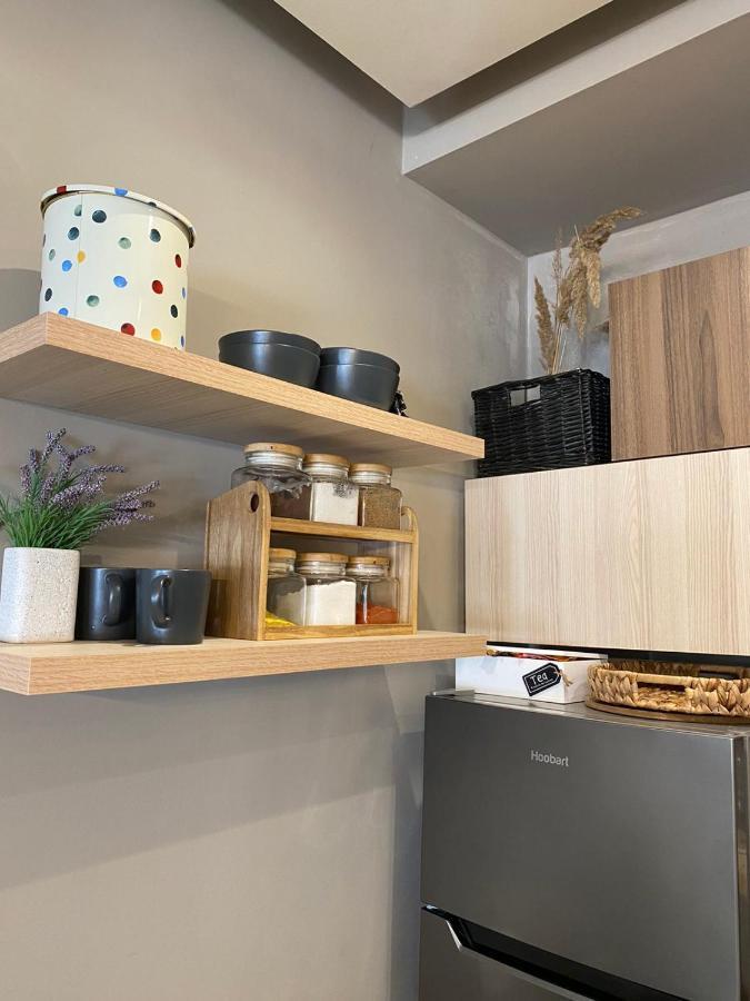 Qerret Boutique Studio Apartment Golem  Buitenkant foto