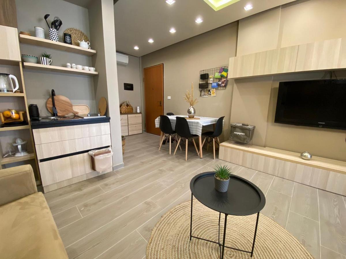 Qerret Boutique Studio Apartment Golem  Buitenkant foto