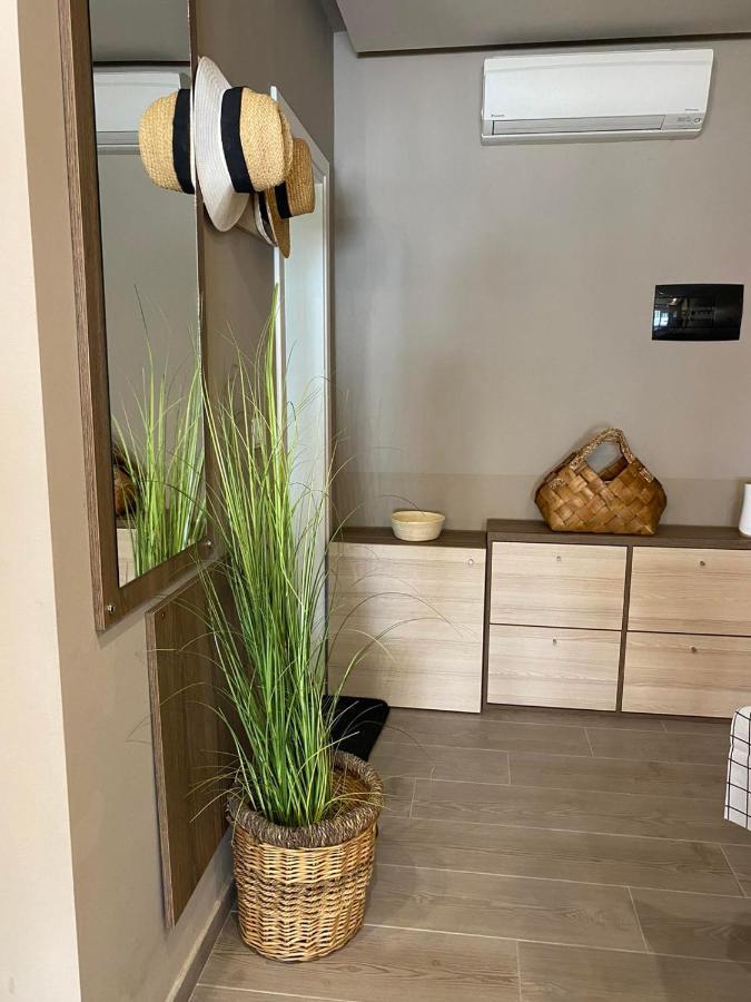 Qerret Boutique Studio Apartment Golem  Buitenkant foto