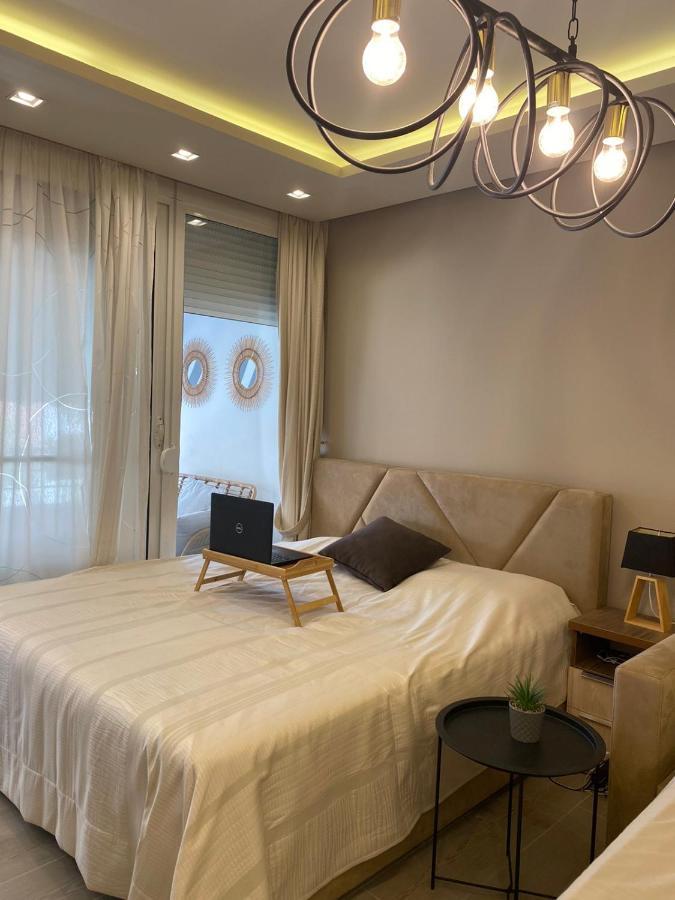 Qerret Boutique Studio Apartment Golem  Buitenkant foto